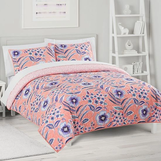 The Big One® Reversible Floral Quilt Set With Shams Brynn 4 The Big One® Reversible Floral Quilt Set With Shams Brynn - Image 4